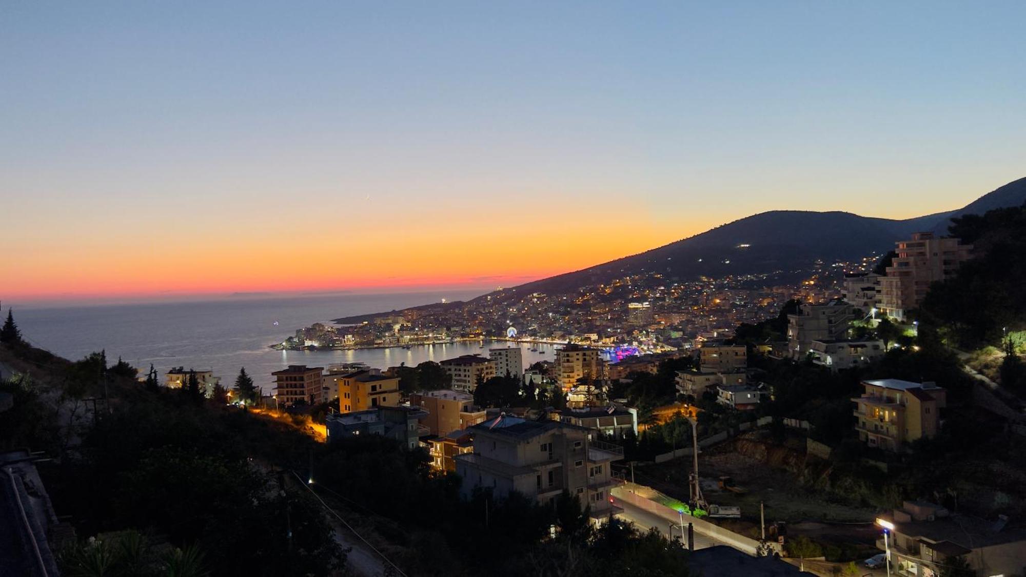 Amar Apartments Sarandë Eksteriør billede