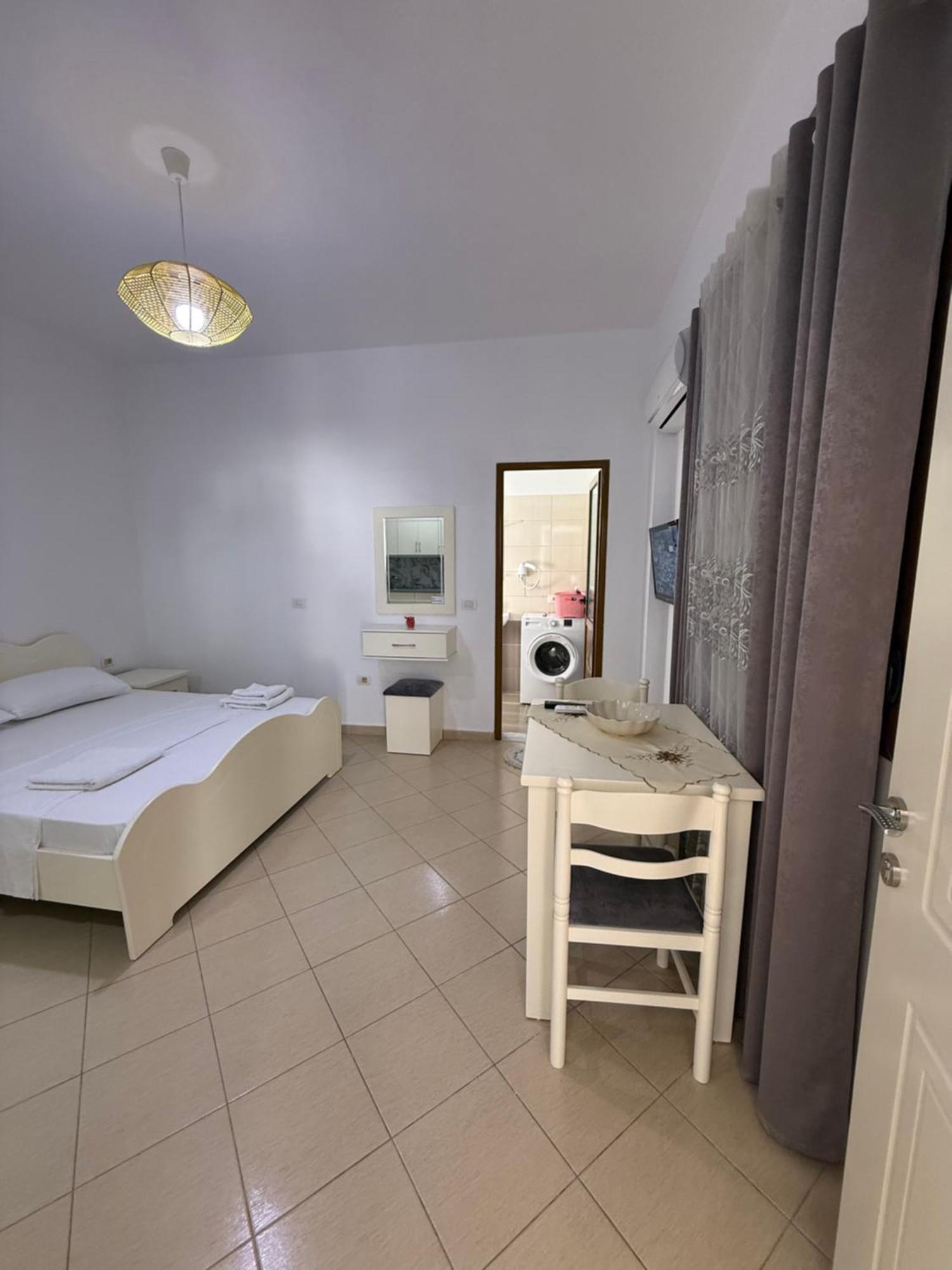 Amar Apartments Sarandë Eksteriør billede